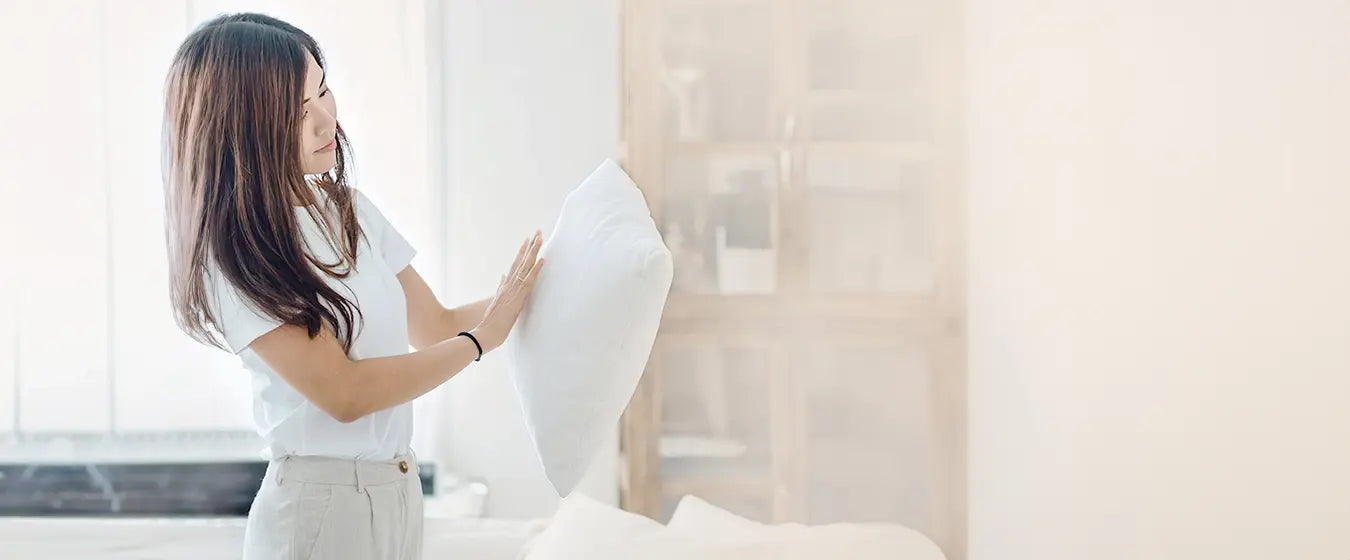 Resilient decorative throw pillow inserts with firm yet fluffy stuffing.